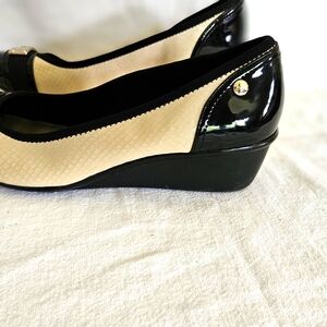 Anne Klien Sport Two Tone Flats with Snakeskin pattern Size 7